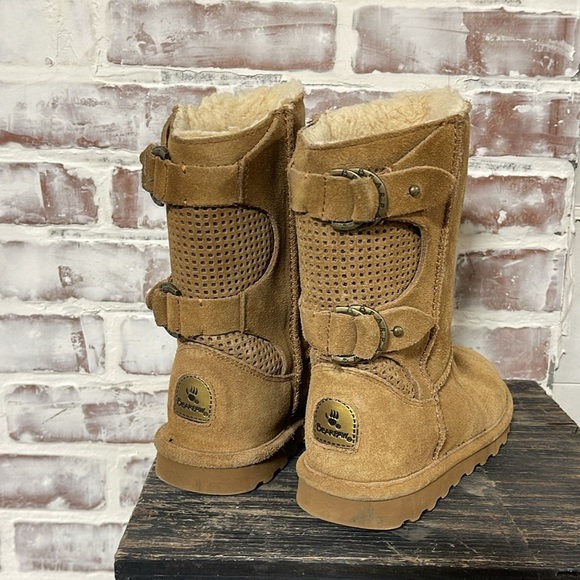 Bear paw boots women’s size 6 - Picture 2 of 6